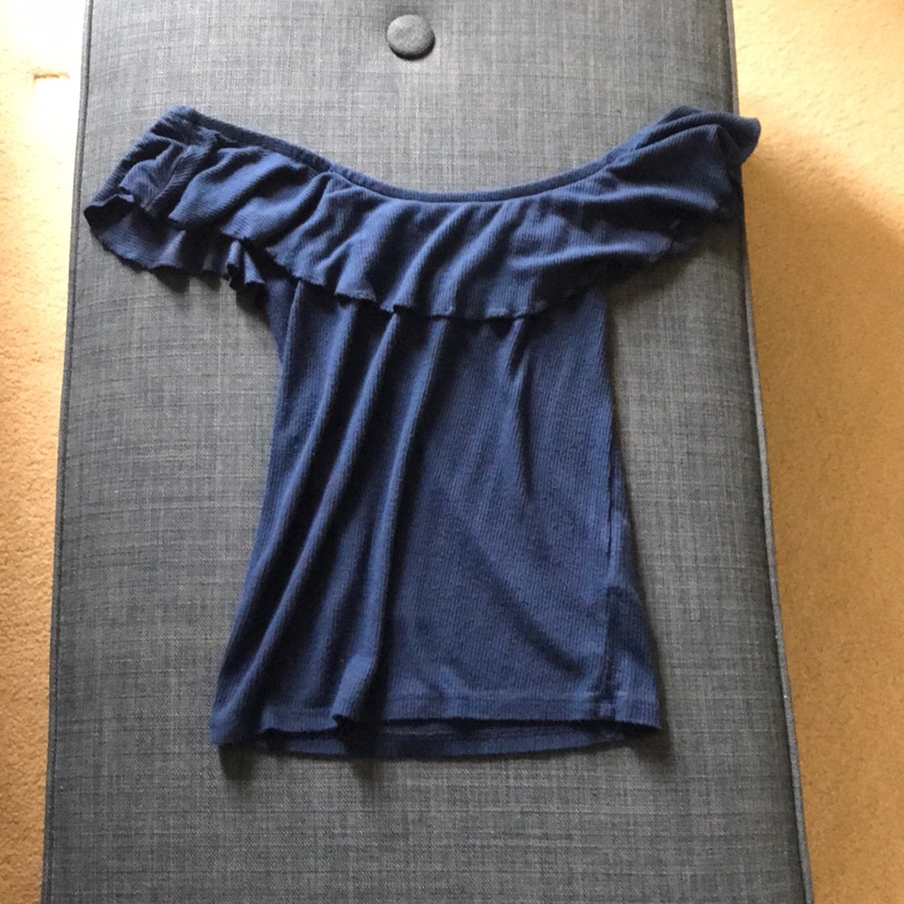 Aeropostale Off-the-Shoulder Top